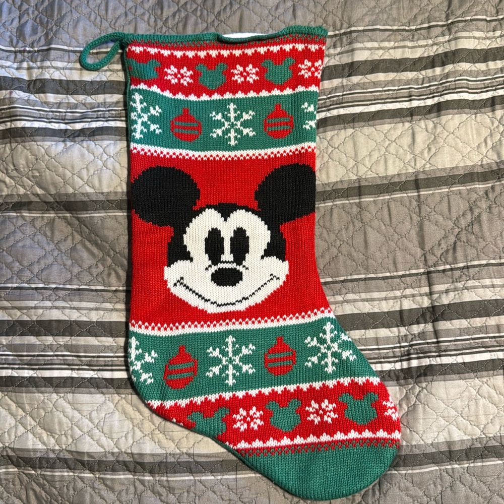 Disney 19 Inch Mickey Mouse Knit Christmas Holiday Kids Stocking